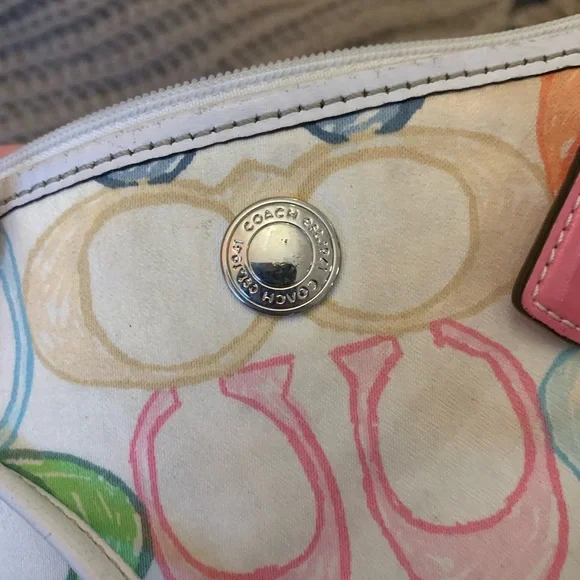 Vintage coach wristlet wallet - Picture 4 of 4